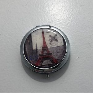 Small compact makeup mirror